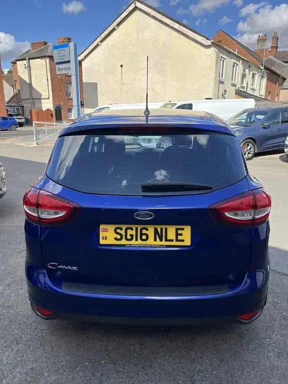 Used Ford C-MAX Titanium 120 HP (88 kW) 2016 Blue MPV