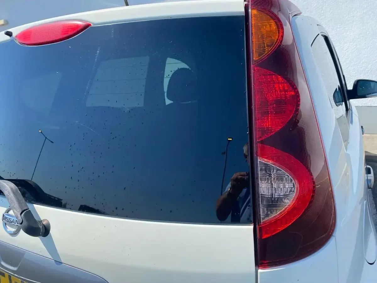 Used Nissan Note N-TEC 110 HP (80 kW) 2011 White Hatchback