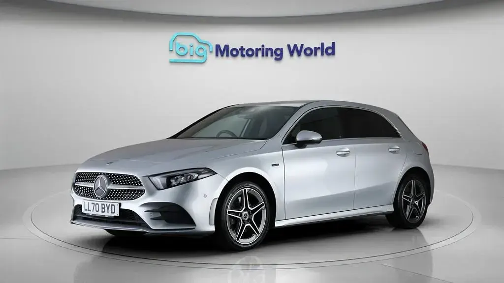 Used Mercedes A250 AMG line 2020 Silver Hatchback