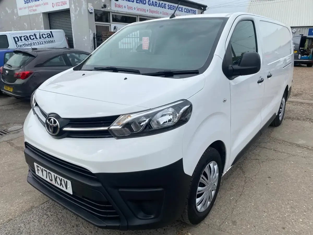 Usado Toyota Proace Active 2020 Blanco Monovolumen