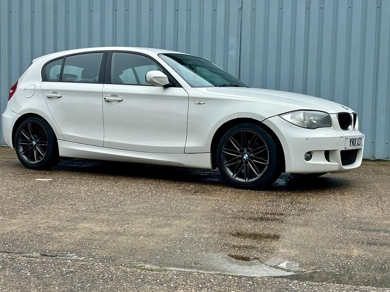 Used BMW 118 M Sport 2011 White Hatchback