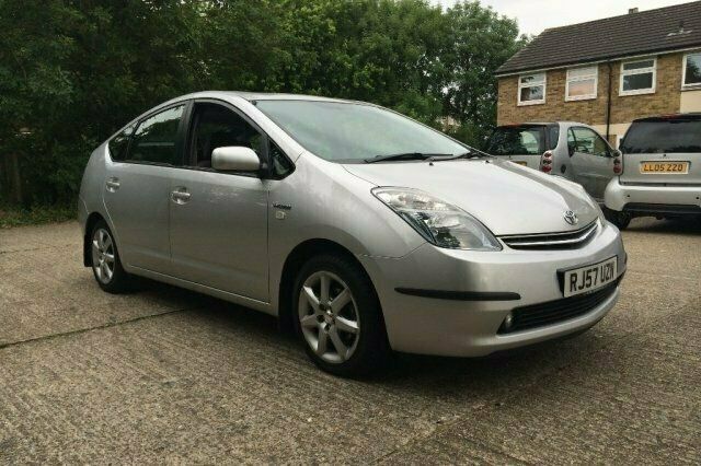 Used 2007 Toyota Prius Hatchback | £4,590 (A bit pricey) - Image 1/4