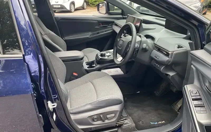 Used Toyota bZ4X Design 164 kW (224 HP) 2025 Blue SUV