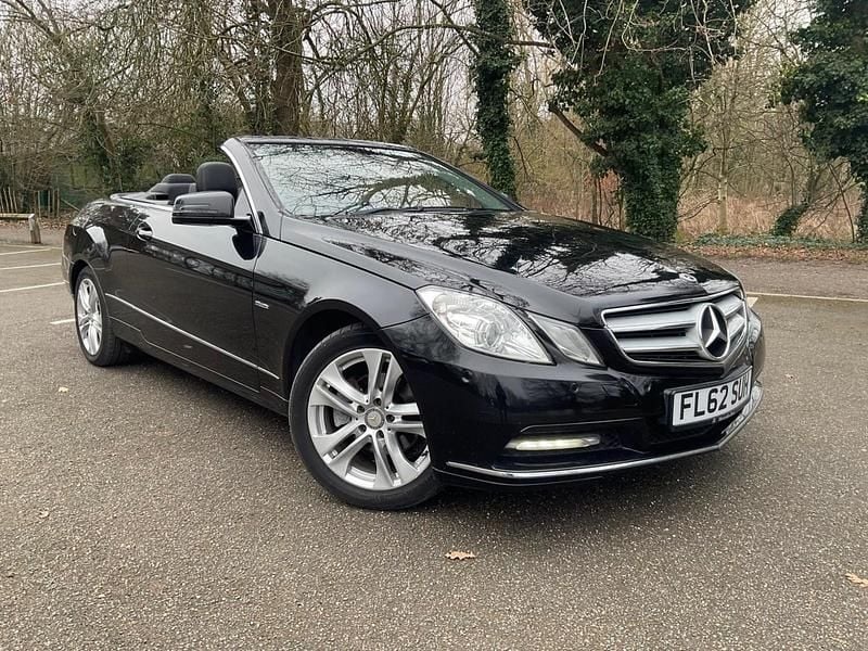 Used Mercedes E220 SE 170 HP (125 kW) 2012 Black Cabriolet