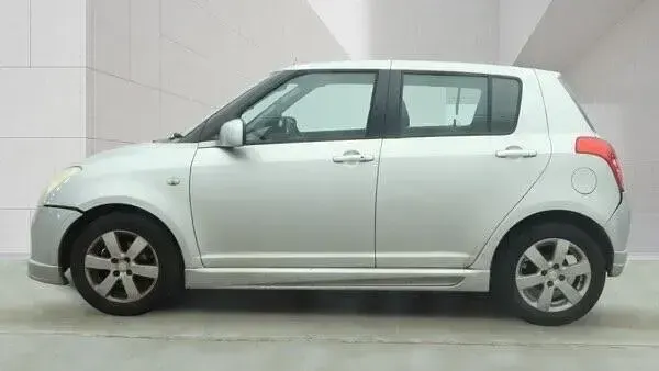Used Suzuki Swift GLX 2007 Silver Hatchback