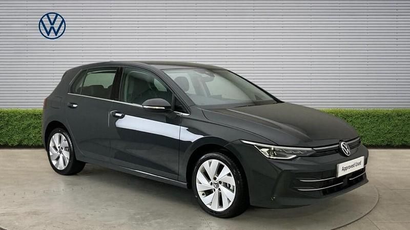 Used VW Golf VIII Style 115 HP (84 kW) 2025 Hatchback