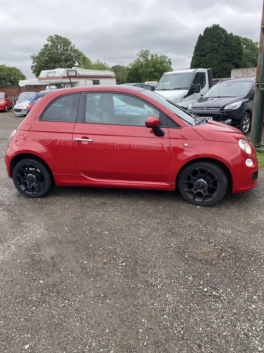 Used Fiat 500 S 69 HP (50 kW) 2014 Red Hatchback