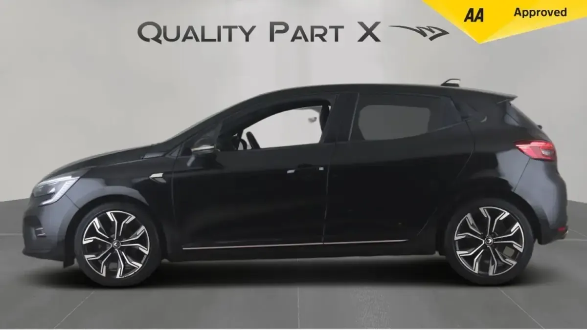Usado Renault Clio V SE 90 HP (66 kW) 2021 Preto Citadino