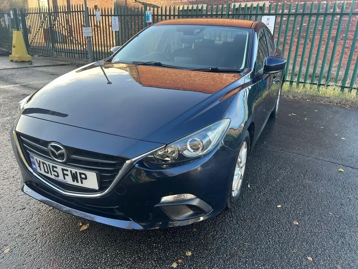 Used Mazda 3 150 HP (110 kW) 2015 Blue Sedan