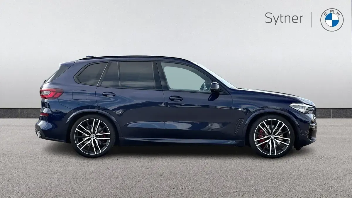 Used BMW X5 M Sport 335 HP (246 kW) 2022 Blue SUV