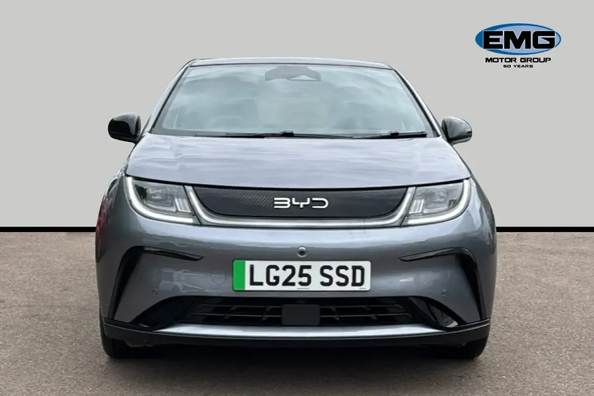 Used BYD Dolphin Design 150 kW (204 HP) 2025 Grey Hatchback
