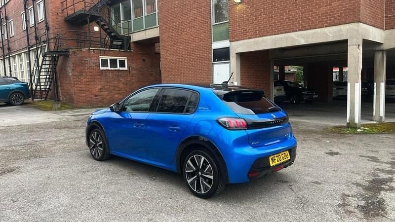 Used Peugeot 208 GT-line 99 HP (72 kW) 2020 Blue Hatchback