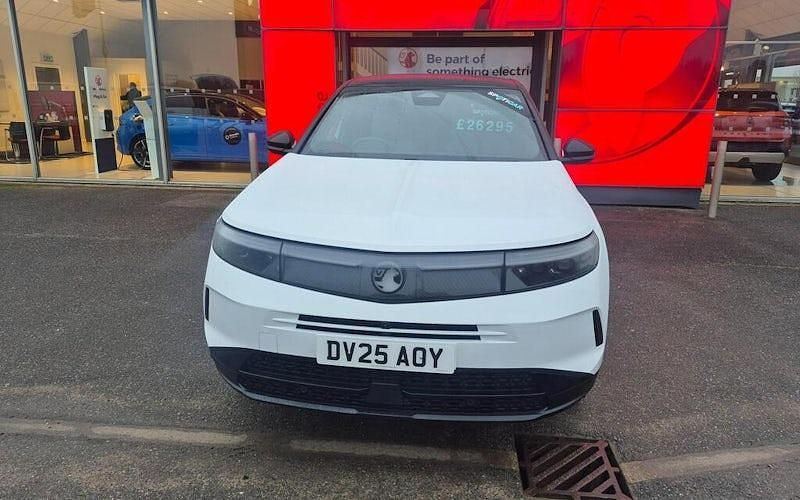 Used Vauxhall Grandland X Ultimate 136 HP (100 kW) 2025 White SUV