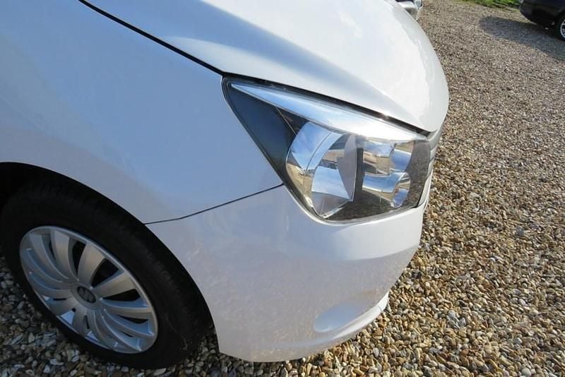 Usado Suzuki Celerio 68 HP (50 kW) 2016 Branco Citadino