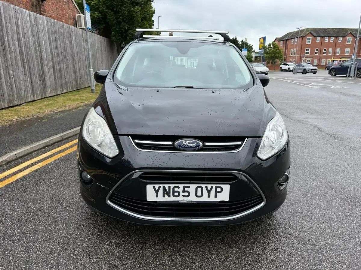 Used Ford C-MAX Titanium 115 HP (84 kW) 2015 Black MPV