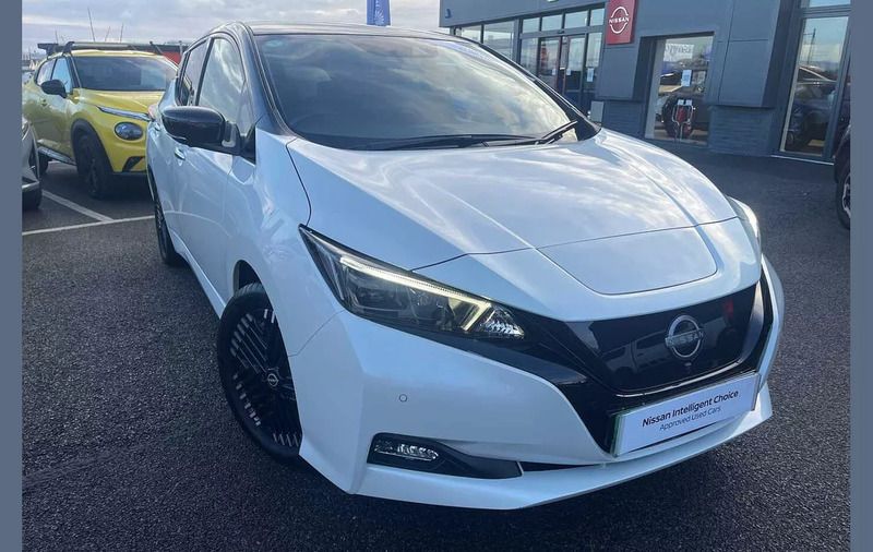 White Used 2023 Nissan Leaf Tekna Hatchback | £13,490 (A bit pricey) - Image 1/4