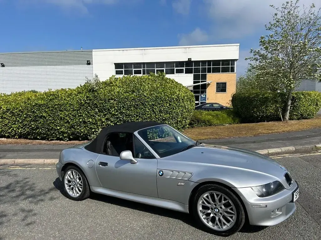 Used BMW Z3 Sport Line 170 HP (125 kW) 2001 Silver Cabriolet