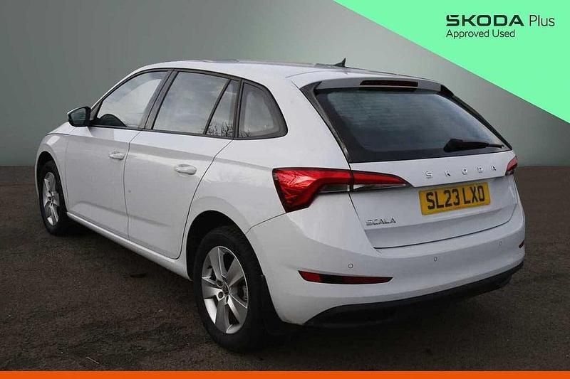 Used Skoda 110 R SE 81 HP (59 kW) 2023 Moon white metallic Estate