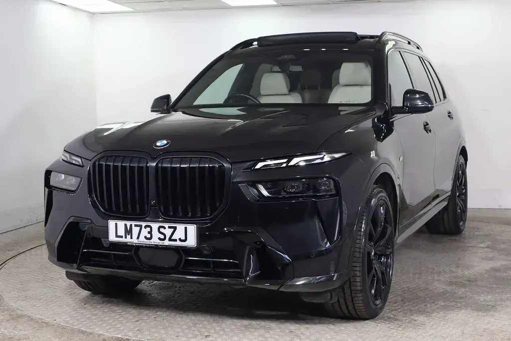 Used BMW X7 M Sport 352 HP (258 kW) 2023 Black SUV