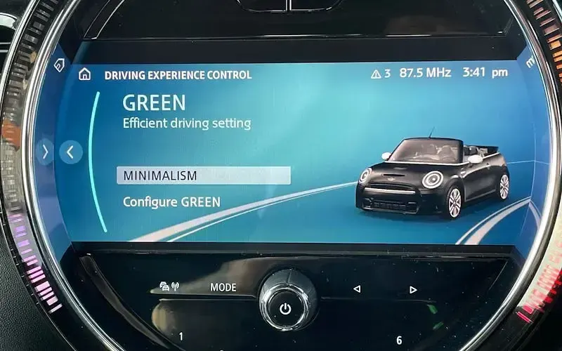 Used Mini John Cooper Works Cabriolet 231 HP (169 kW) 2024 Green Cabriolet