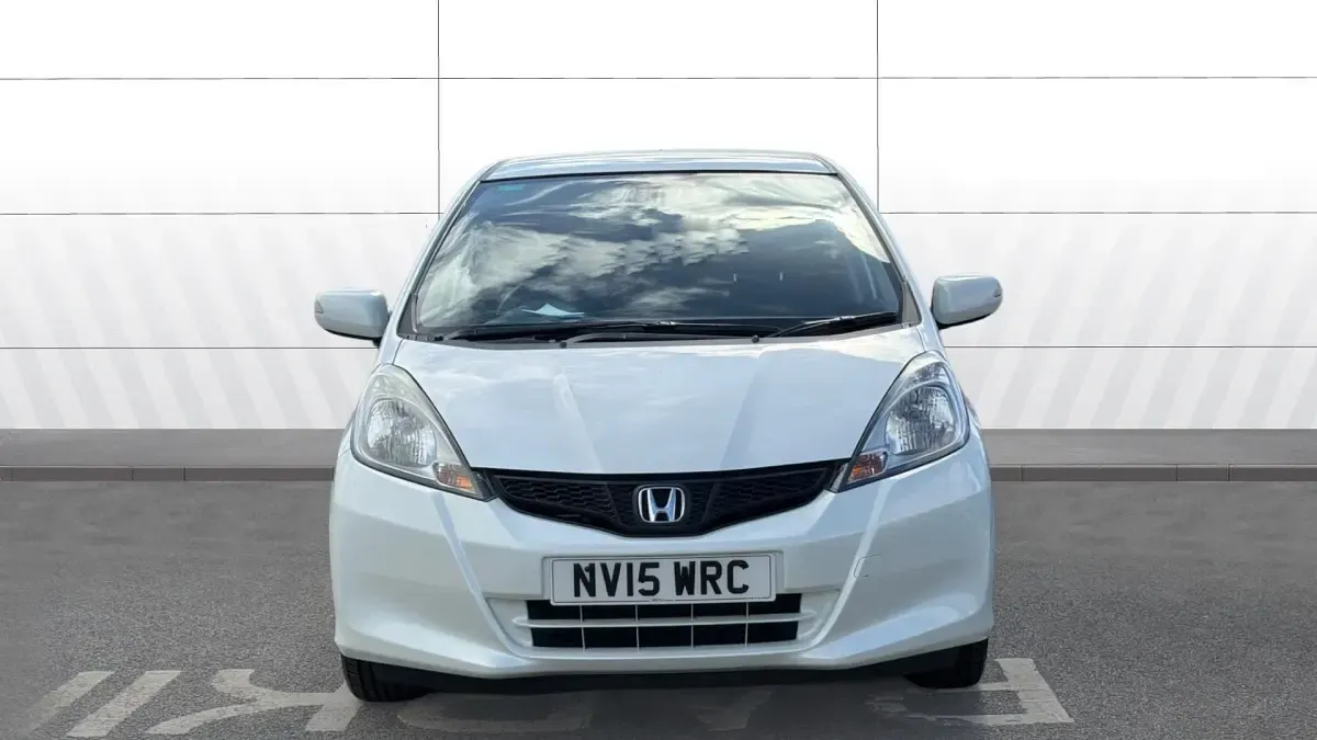 Second-hand Honda Jazz ES 100 CP (73 kW) 2006 Hatchback