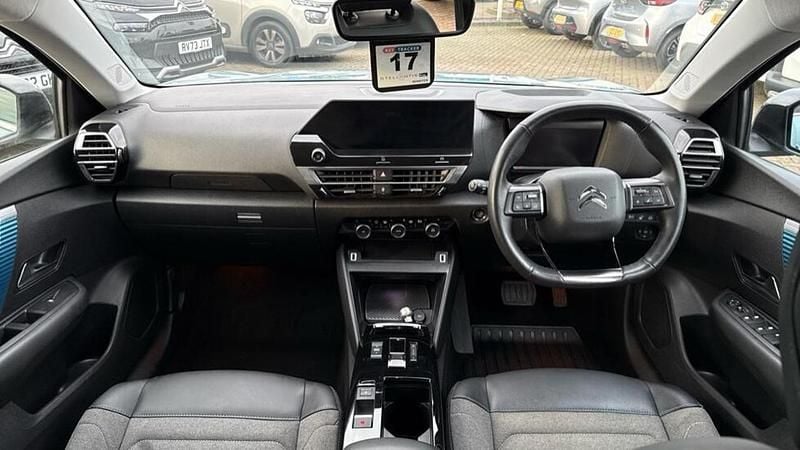 Used Citroën e-C4 Shine 98 kW (134 HP) 2021 Blue Hatchback