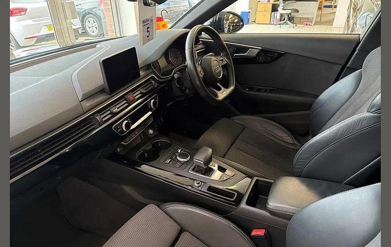 Used Audi A4 Black Edition 147 HP (108 kW) 2019 Black Estate
