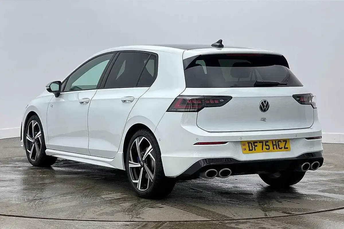 Used VW Golf VIII R 333 HP (244 kW) 2025 White Hatchback
