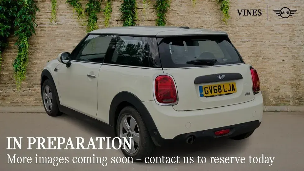 Used Mini ONE Hatch 101 HP (74 kW) 2018 White Hatchback
