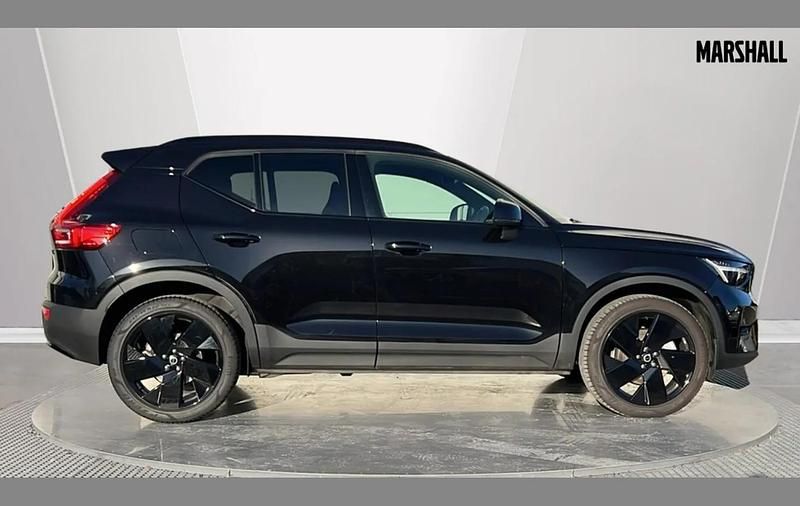 Used Volvo XC40 Plus 161 HP (118 kW) 2025 Black SUV