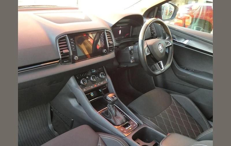 Used Skoda Karoq SportLine 147 HP (108 kW) 2019 Red SUV