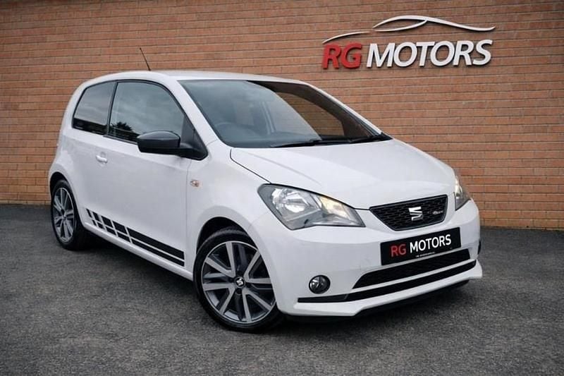 Used Seat Mii FR-Line 75 HP (55 kW) 2018 White Hatchback
