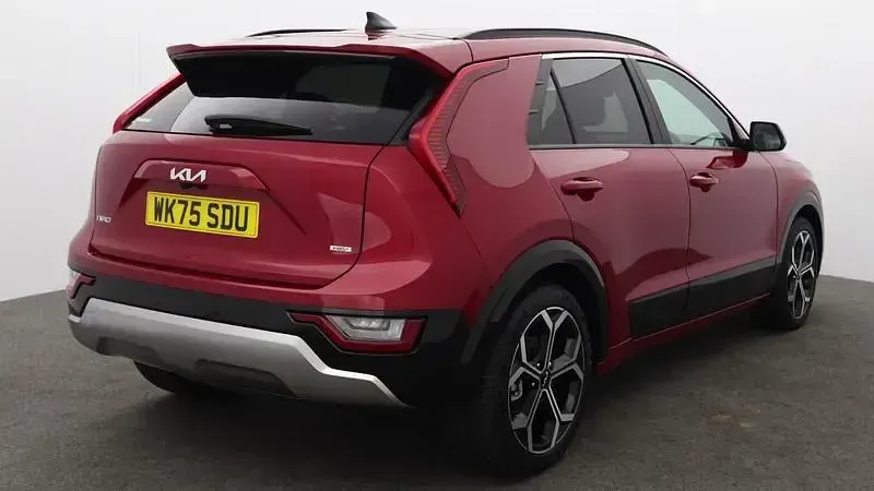 New Kia Niro 127 HP (93 kW) 2025 Runway red SUV
