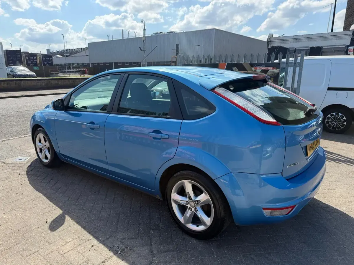 Usado Ford Focus Zetec 2008 Azul Citadino