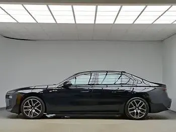 Used BMW i7 M Sport 400 kW (544 HP) 2023 Black Sedan