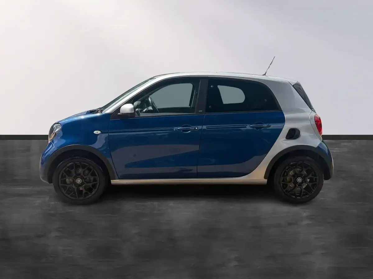 Used Smart ForFour Premium 2018 Silver Hatchback