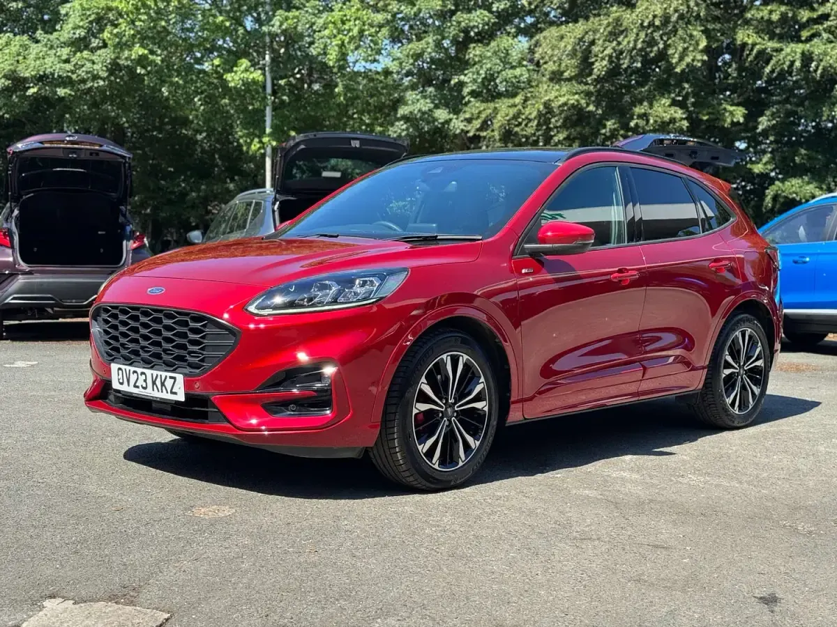 Used Ford Kuga ST-Line X 190 HP (139 kW) 2023 Red SUV