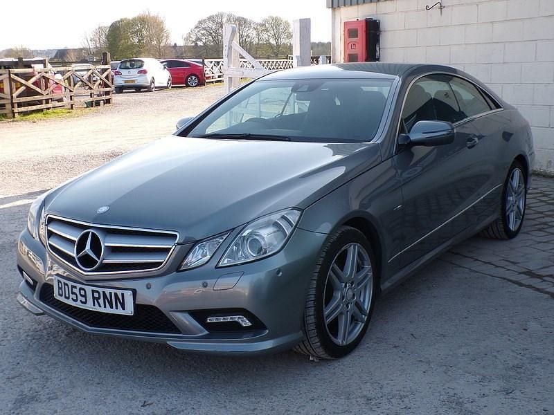Used Mercedes E350 2009 Silver Coupe