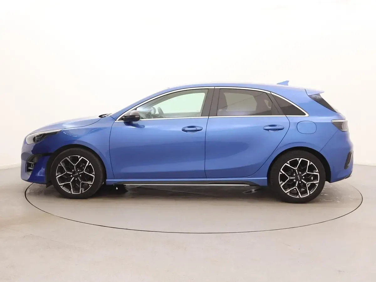 Used Kia Ceed GT-Line 2023 Blue Hatchback