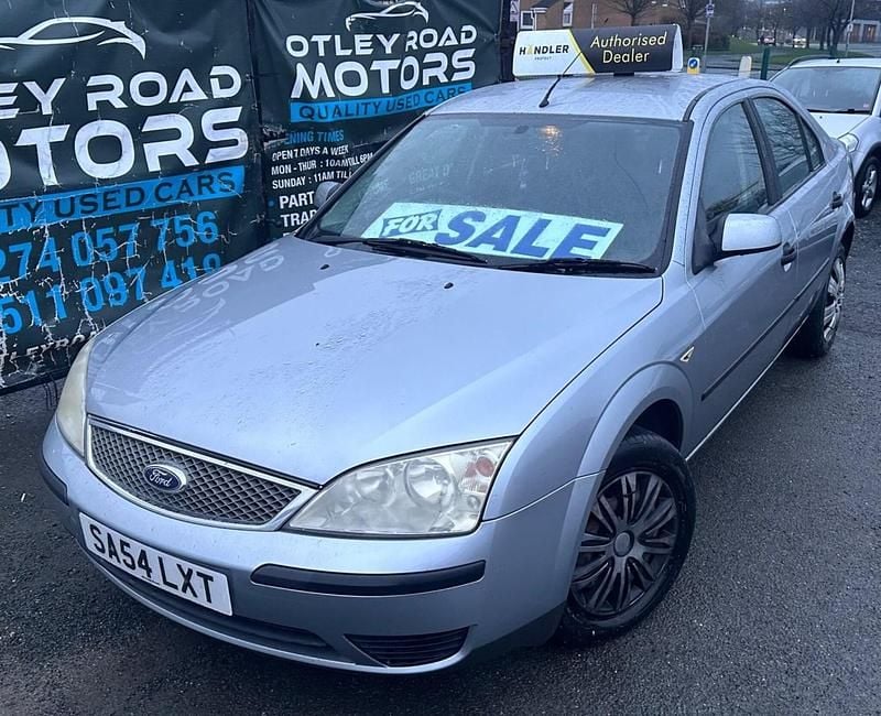 Silver Used 2004 Ford Mondeo Hatchback | £995 (Good price) - Image 1/4
