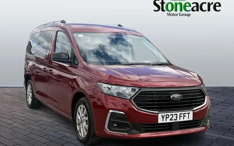 Used Ford Tourneo Titanium 122 HP (89 kW) 2024 Estate