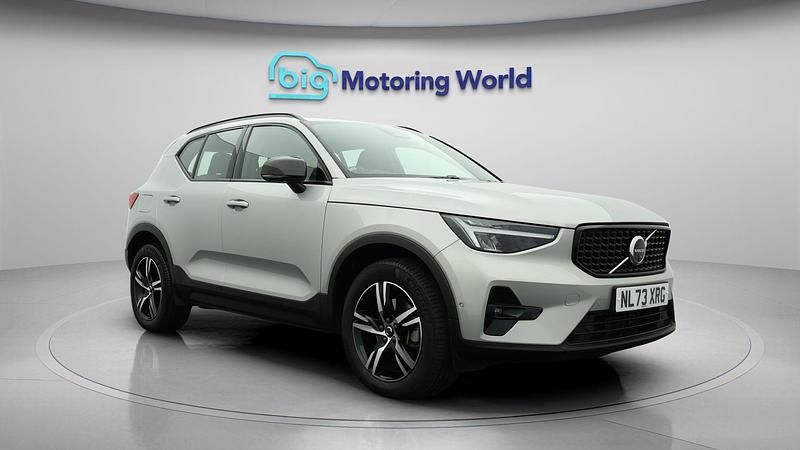 Used 2023 Volvo XC40 Plus SUV | £30,200 (Fair price) - Image 1/4