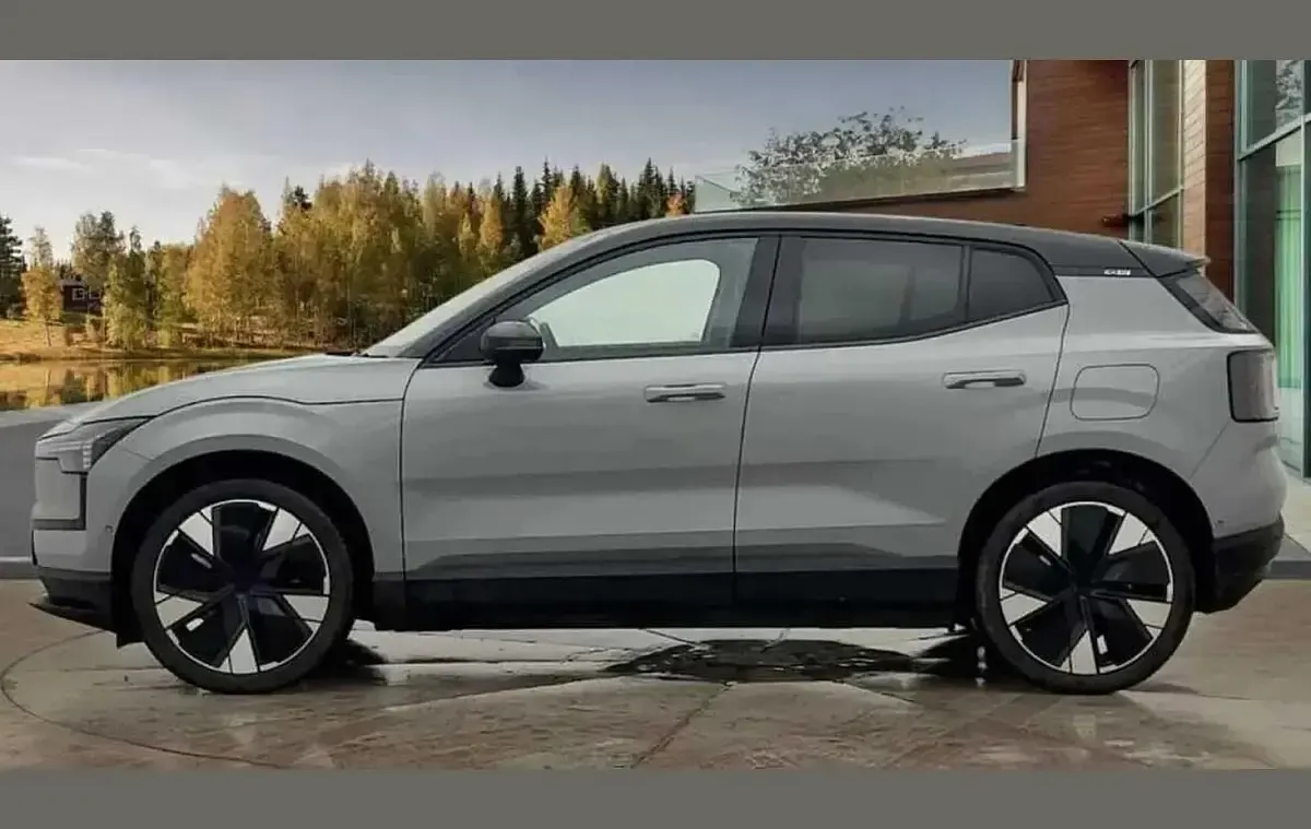 Used Volvo EX30 Performance 314 kW (428 HP) 2026 Grey SUV