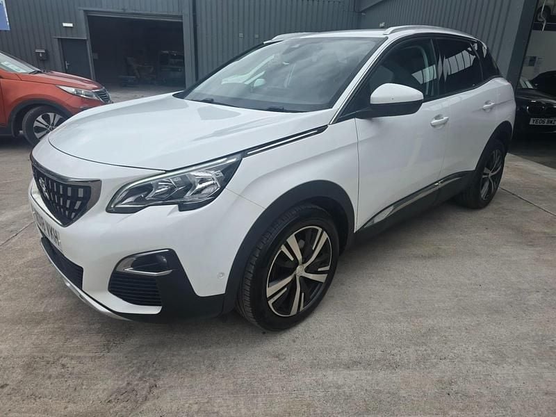 Used Peugeot 3008 Allure 130 HP (95 kW) 2018 White SUV