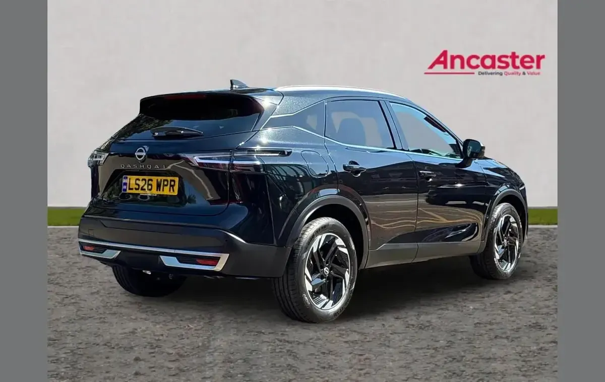 New Nissan Qashqai N-Connecta 138 HP (101 kW) 2026 Black SUV