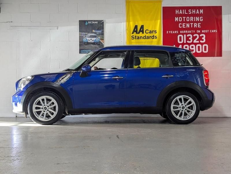 Used Mini Cooper Countryman 122 HP (89 kW) 2016 Cosmic blue SUV