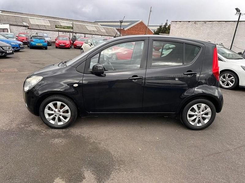Used Vauxhall Agila 94 HP (69 kW) 2013 Black MPV