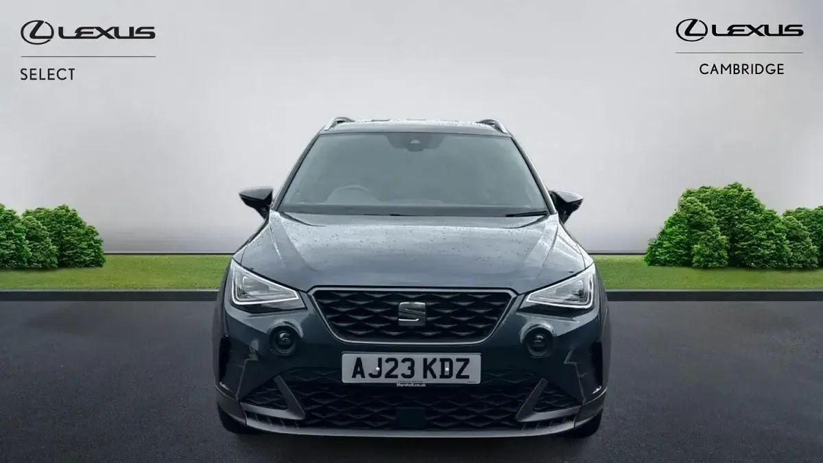 Used Seat Arona FR Sport 110 HP (80 kW) 2023 Grey SUV