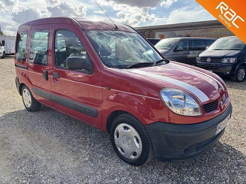Red Used 2004 Renault Kangoo Authentique MPV | £3,495 (Fair price) - Image 1/4