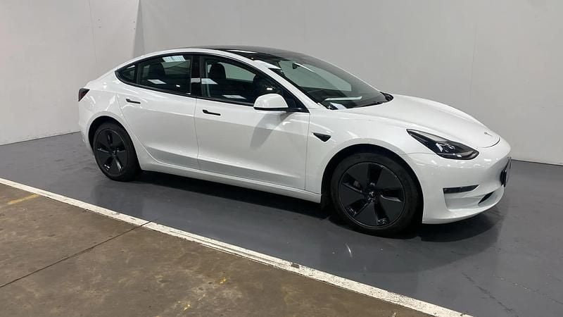 White Used 2021 Tesla Model 3 Long Range AWD Sedan | £25,798 - Image 1/4